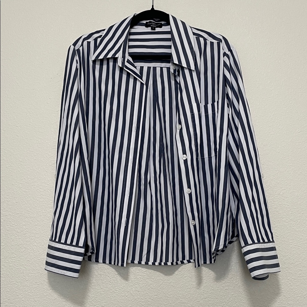 ‼️MOVING SALE‼️ Velvet Heart Blue Striped Button-Down Shirt